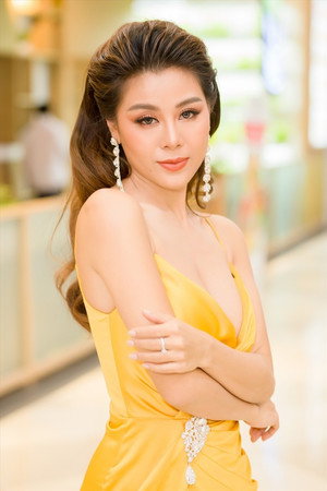 Thi Nam